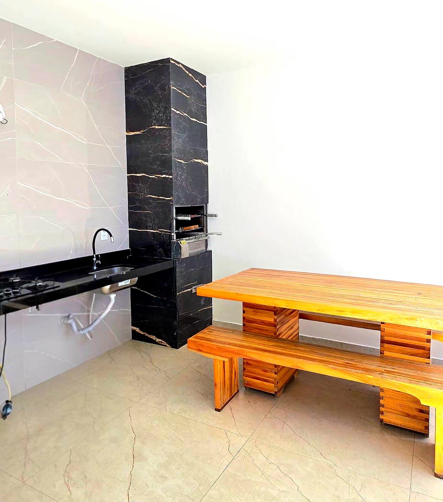 Casa Moderna com Área Gourmet e Energia Solar, miniatura 12